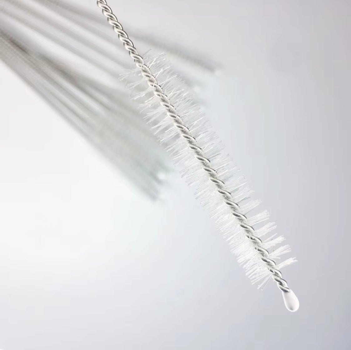 Brosse de nettoyage pour fontaine à eau